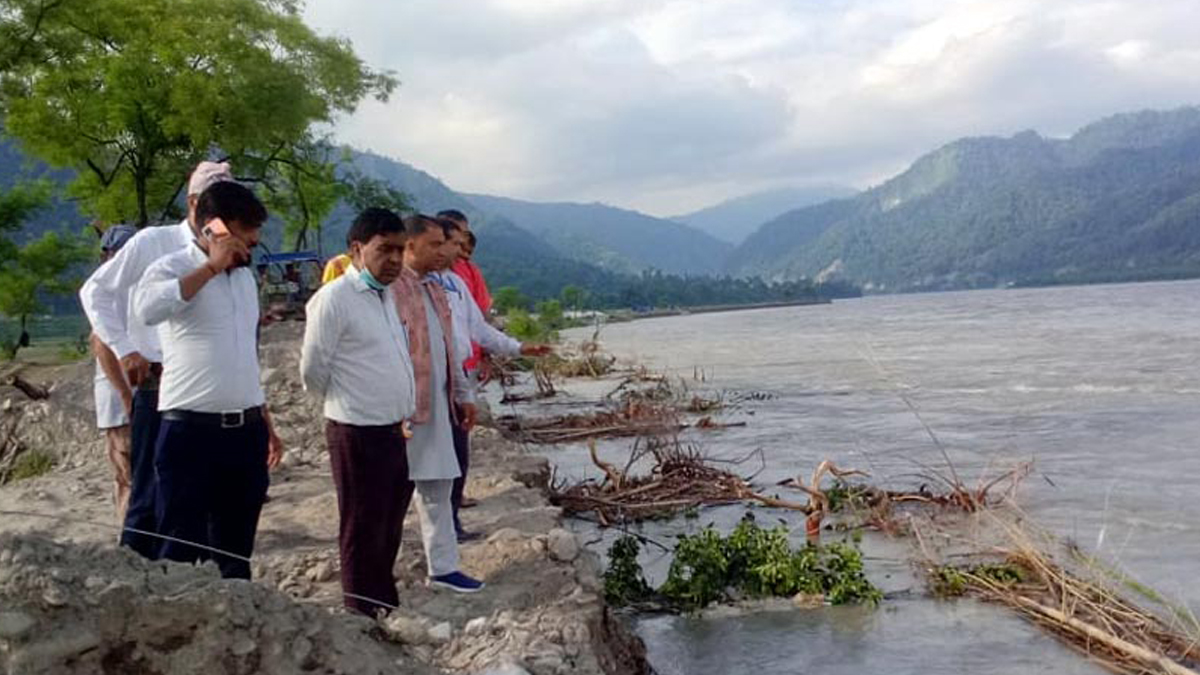 सप्तकोसीले उदयपुरमा कटान थाल्यो, बस्ती स्थानान्तरण, राहत र उद्धारमा जुट्न सरकारको निर्देशन