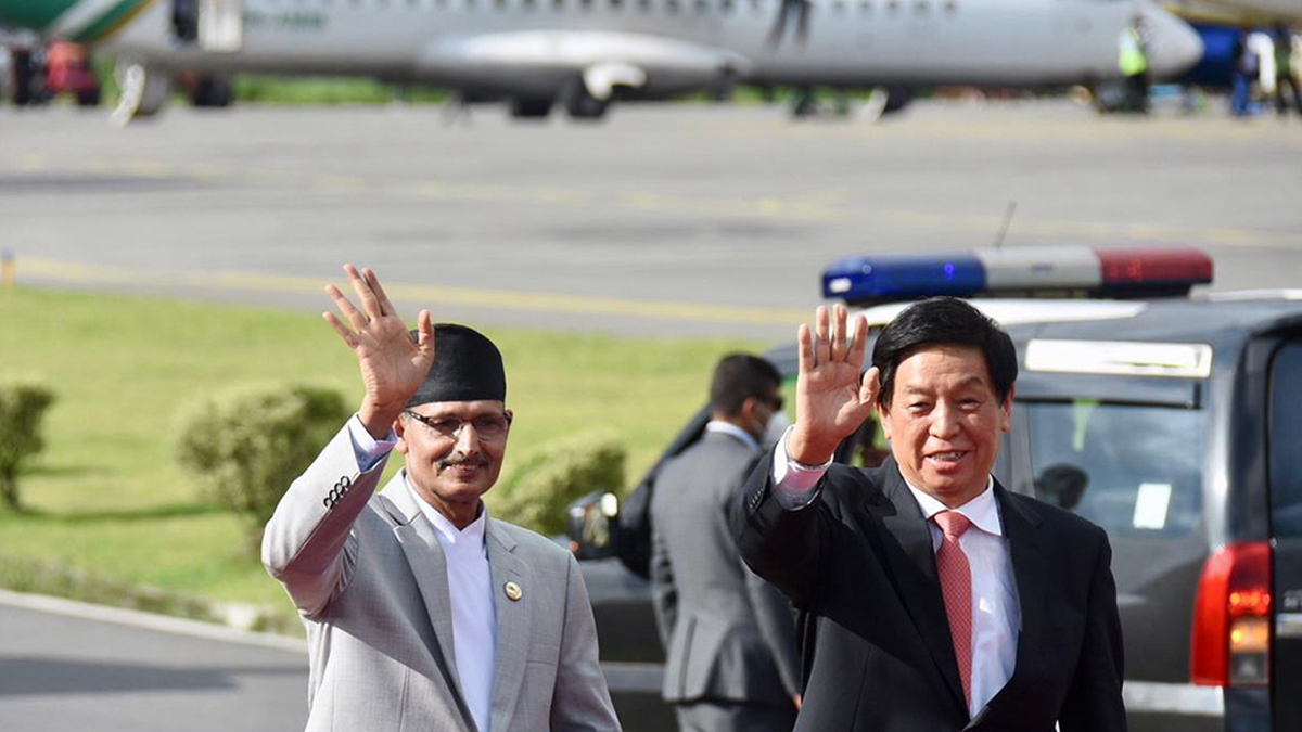 काठमाडौं आइपुगे चिनियाँ जनकंग्रेस अध्यक्ष ली चान्सु
