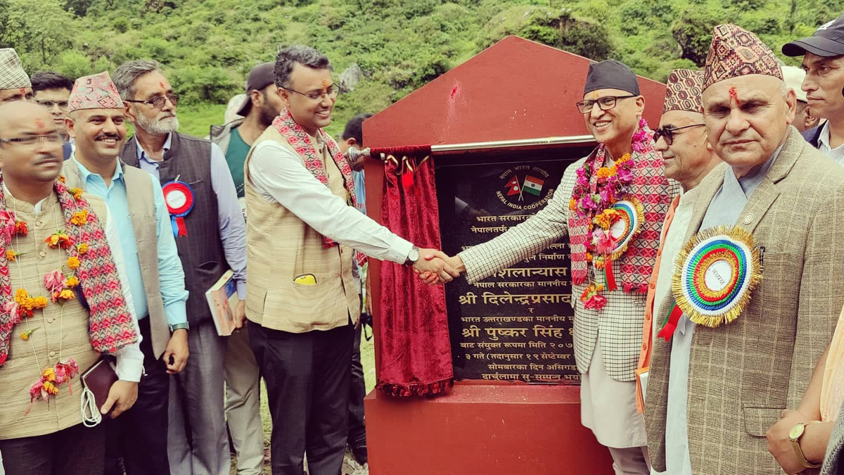 नेपाल–भारत जोड्ने दार्चुलाको महाकालीमा पक्की पुलले विकास र पर्यटक बढ्ने आशा