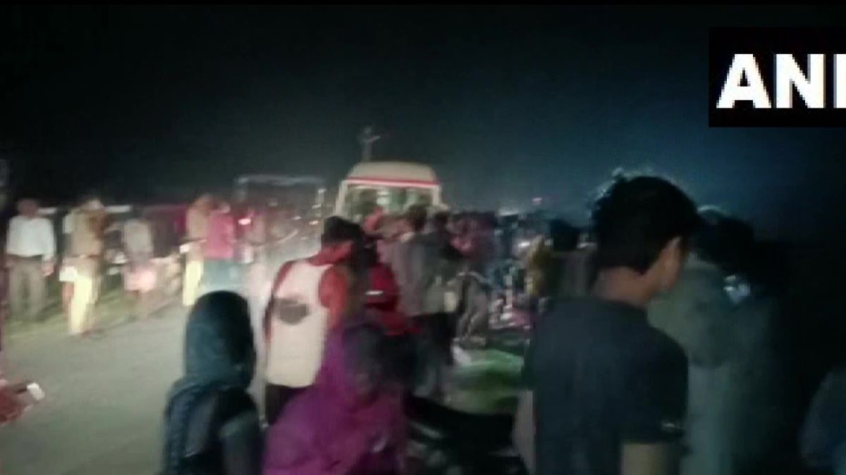 भारतको उत्तर प्रदेशमा ट्रयाक्टर दुर्घटना, २६ जनाको मृत्यु
