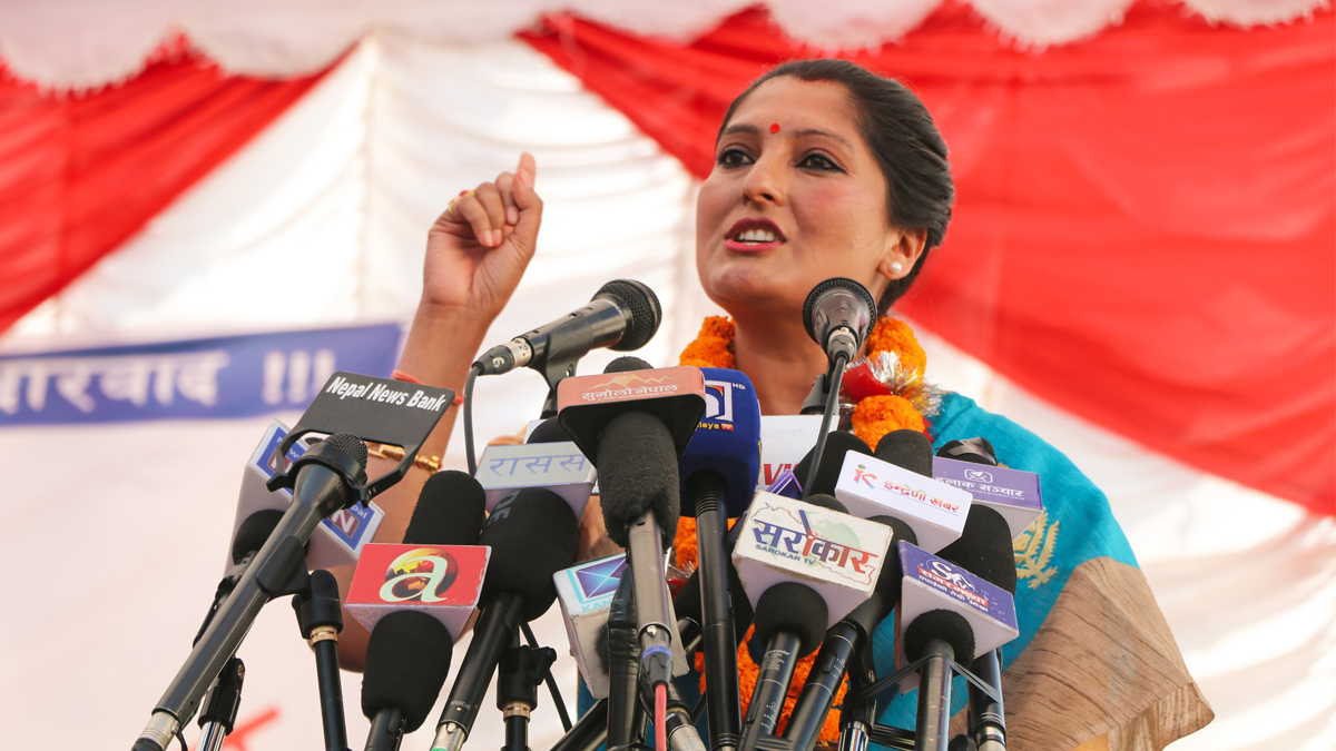 राप्रपा नेतृ कुन्ती पोखरेलले मागिन् कागेश्वरी मनोहराका मेयर कार्कीको राजीनामा