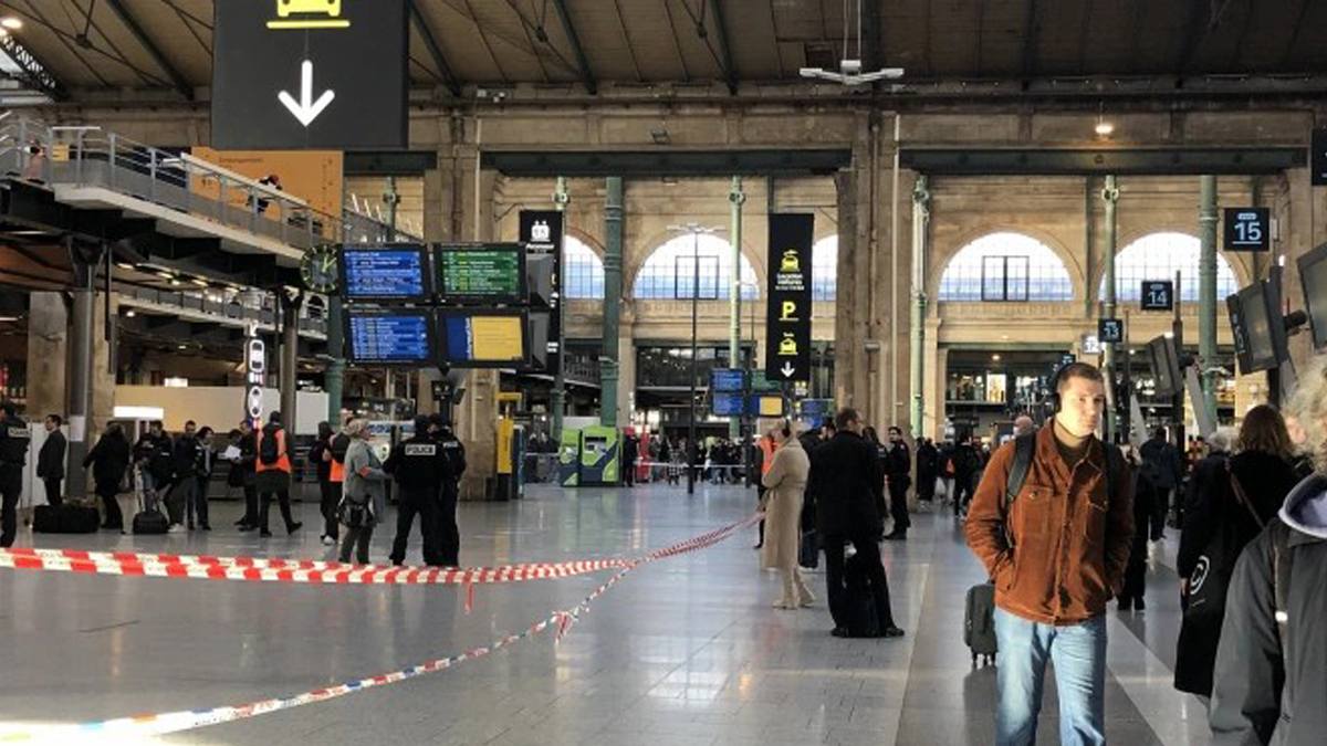 पेरिसको रेल स्टेशनमा छुरा प्रहार, ६ जना घाइते