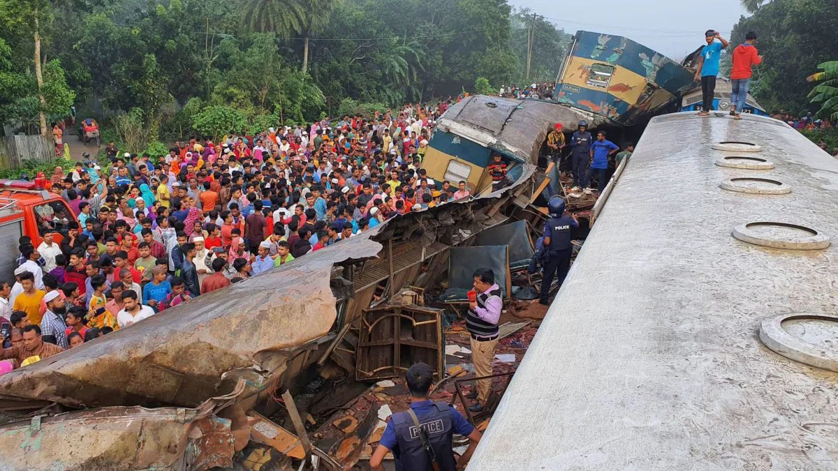 बंगलादेशमा रेल दुर्घटना हुँदा १२ जना घाइते