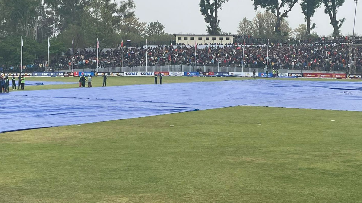 वर्षाले फेरि राेकियाे नेपाल र यूएईबीचको खेल