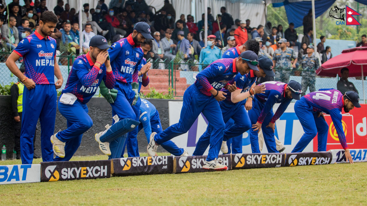 वर्षाले रोकिएको नेपाल र यूएईबीचको खेल सुरु