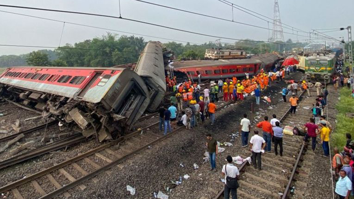 ओडिशामा यसरी भयो भयानक रेल दुर्घटना
