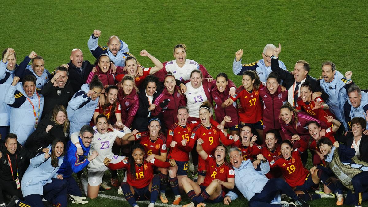 स्पेन पहिलो पटक महिला विश्वकपको फाइनलमा, आज अष्ट्रेलिया र इङ्ल्याण्डबीच खेल हुँदै