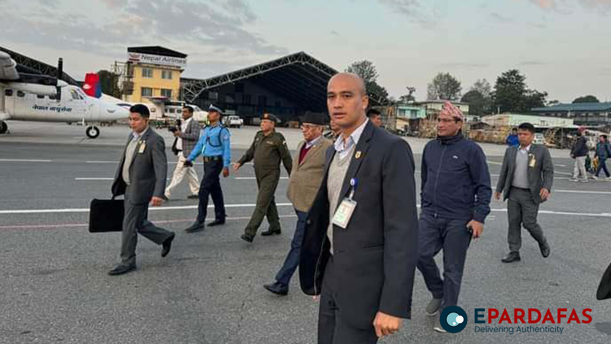 नेपाली सेनाको मेडिकल टिमसहित प्रधानमन्त्री भूकम्प प्रभावित क्षेत्र प्रस्थान