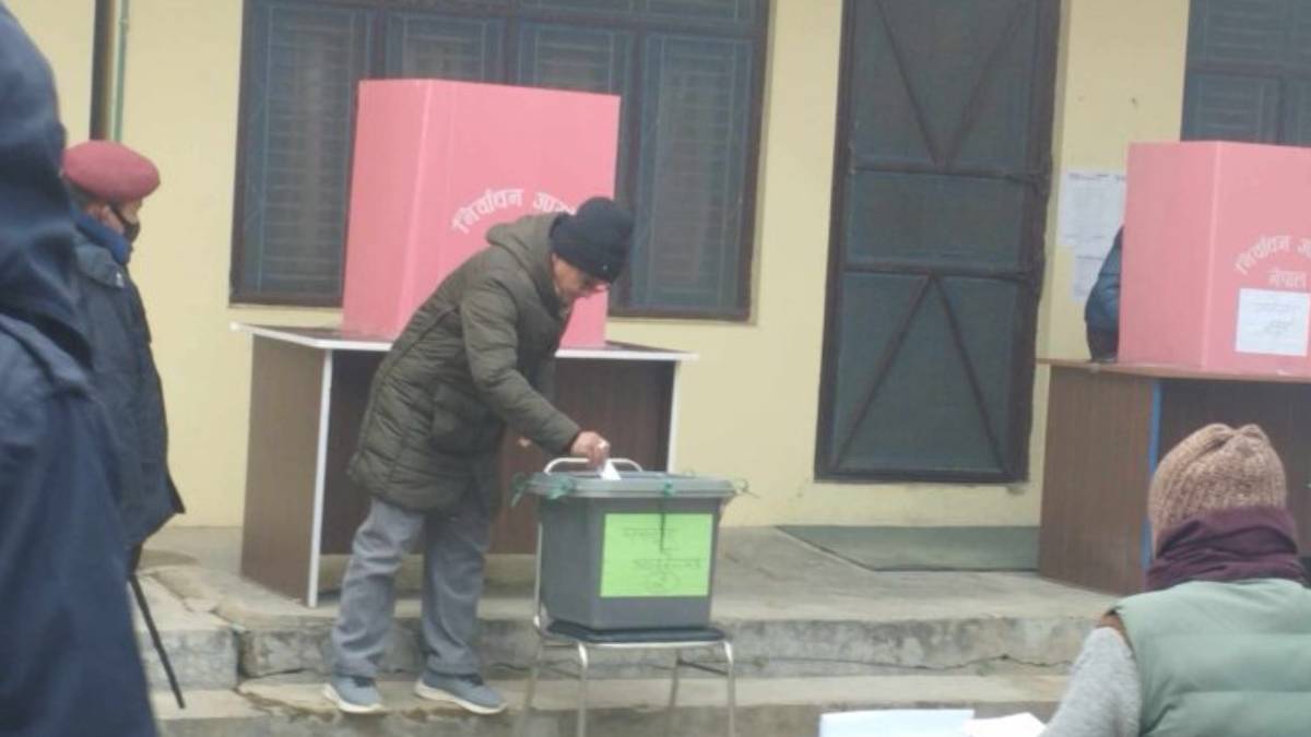 सुदूरपश्चिममा राष्ट्रियसभा सदस्य चयनका लागी मतदान शुरु