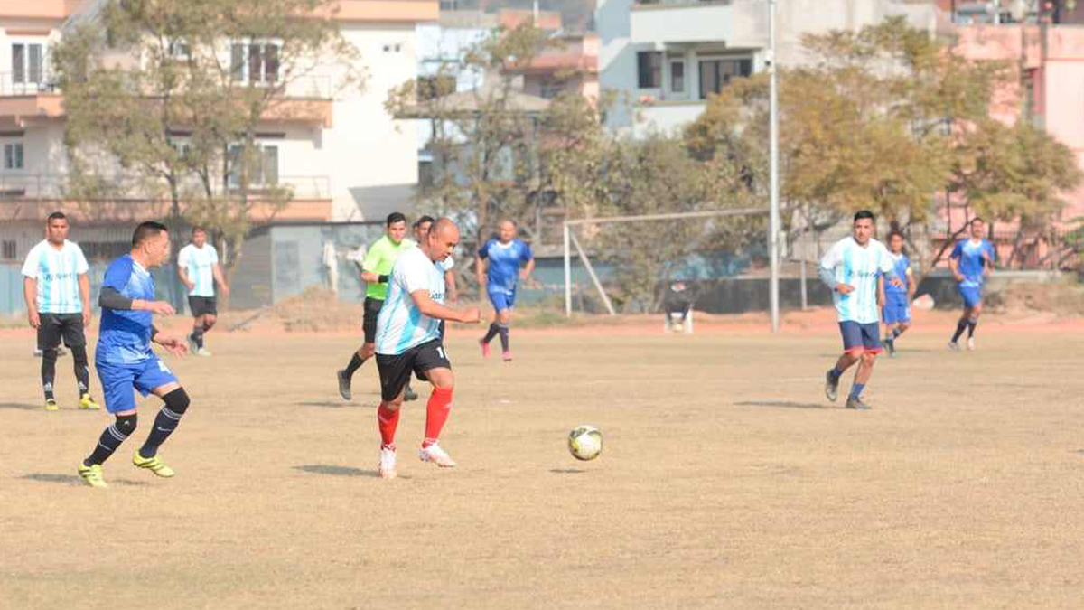 नेपाल प्रहरी र सशस्त्र प्रहरीबीच मैत्रीपूर्ण फुटबल
