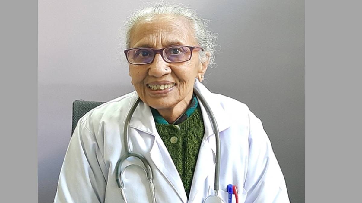 ‘नइ भावि पुरस्कार’ स्त्री रोग विशेषज्ञ डा.सरस्वती पाध्येलाई